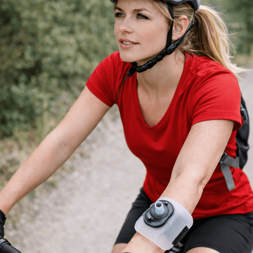 BransoButelka- Przenośna butelka zakładana na nadgarstek ( biała 200ml )